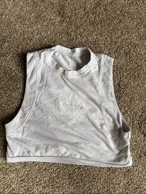 Girls' White Sleeveless Cropped Tank Top